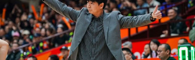 kaiyun-山东男篮拒绝输球！全力淘汰浙江队，琼斯上演首秀，央视直播
