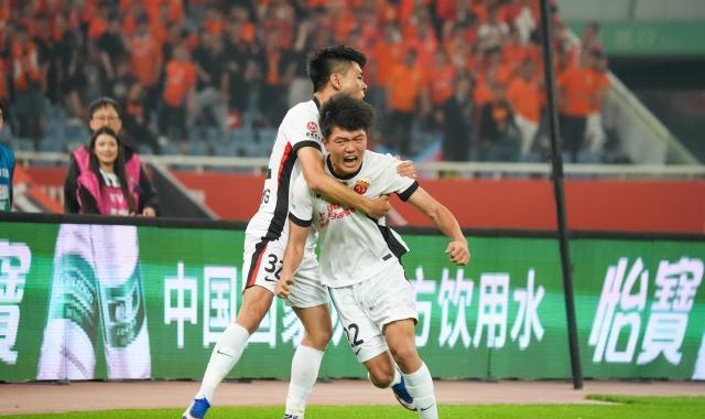 kaiyun-【中超】杨希赛季首球克雷桑圆月弯刀 泰山1比1海港